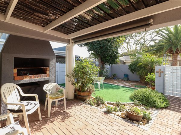 3 Bedroom Property for Sale in Parklands Western Cape